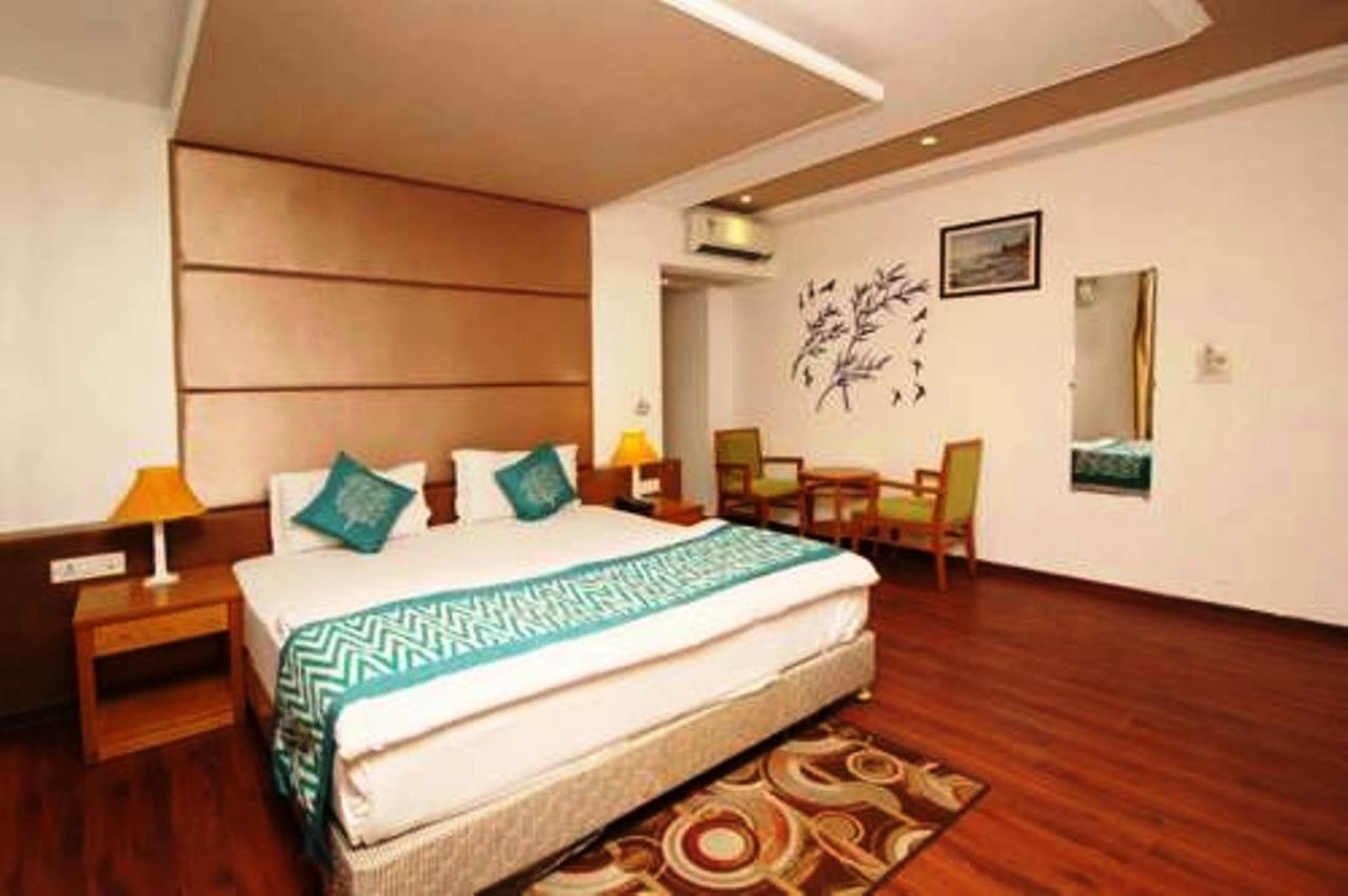 Hotel Vipul Grand Gurgaon Ngoại thất bức ảnh