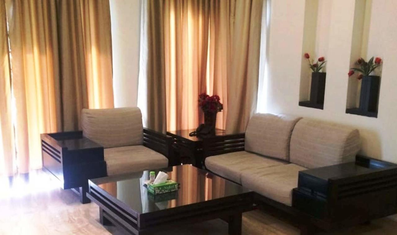 Hotel Vipul Grand Gurgaon Ngoại thất bức ảnh